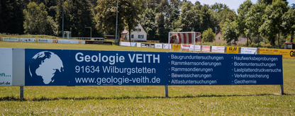 Fussballplatz_Umrandung_24